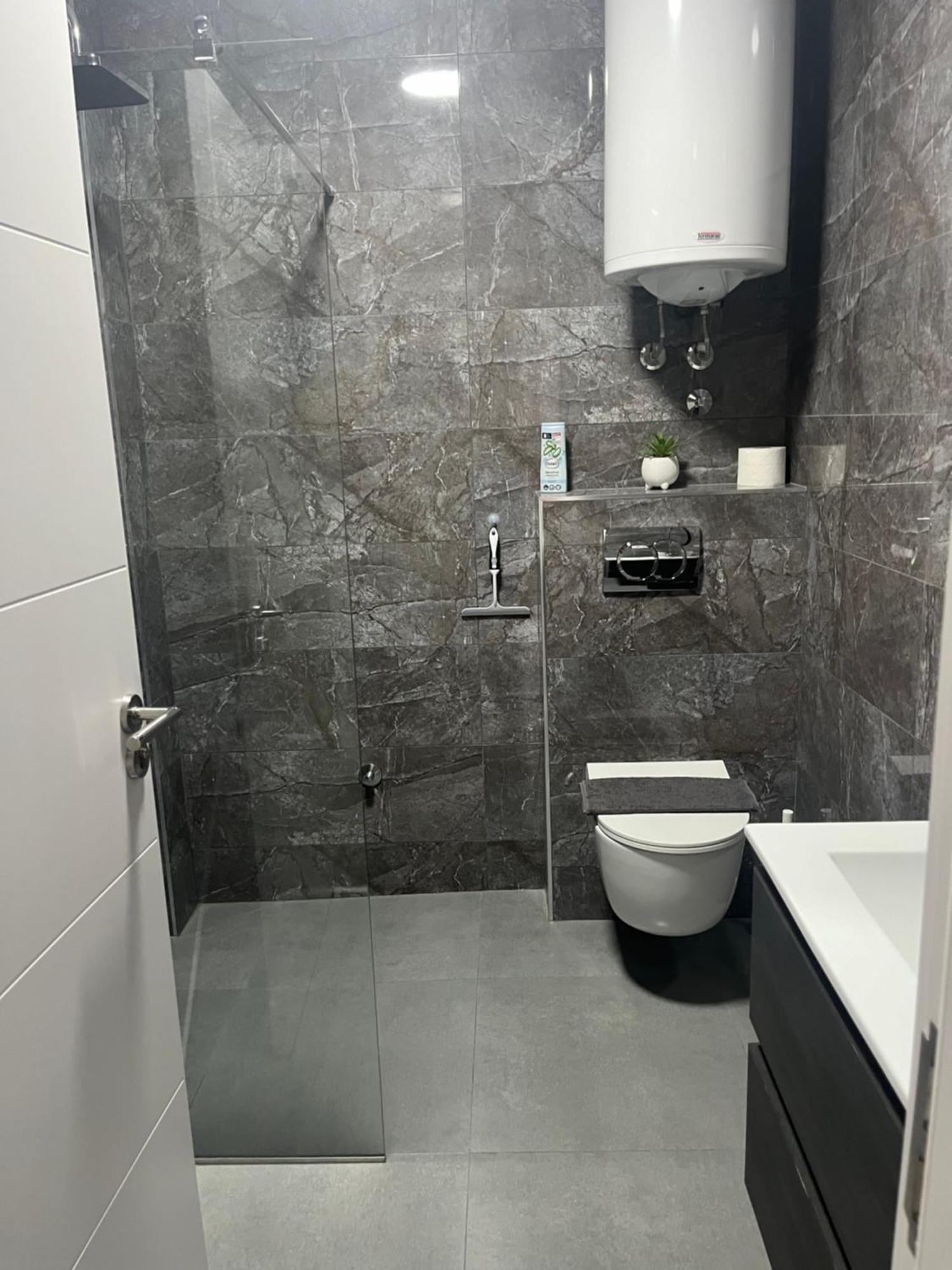 Beoair Apartments Surčin Dış mekan fotoğraf