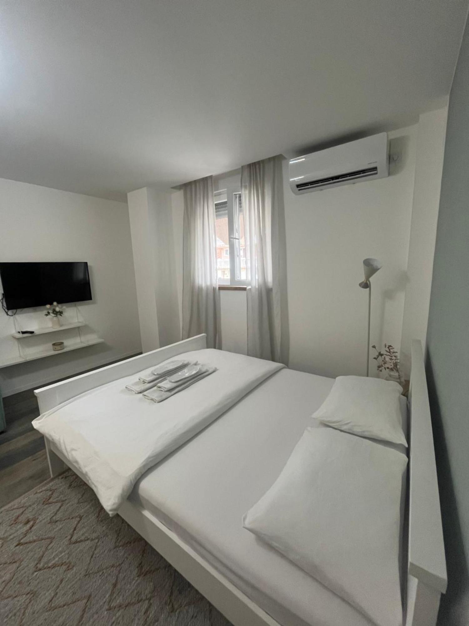Beoair Apartments Surčin Dış mekan fotoğraf