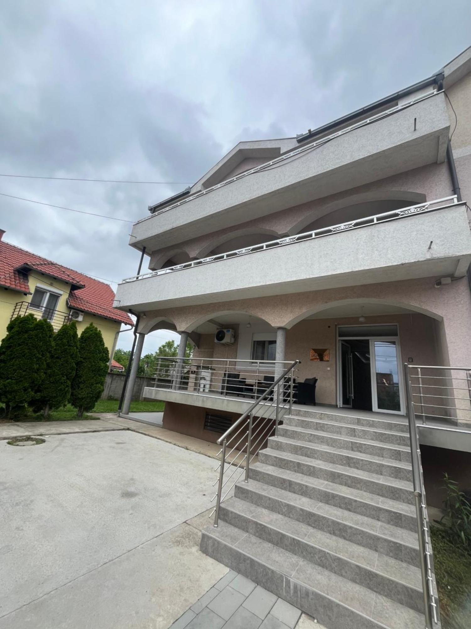 Beoair Apartments Surčin Dış mekan fotoğraf